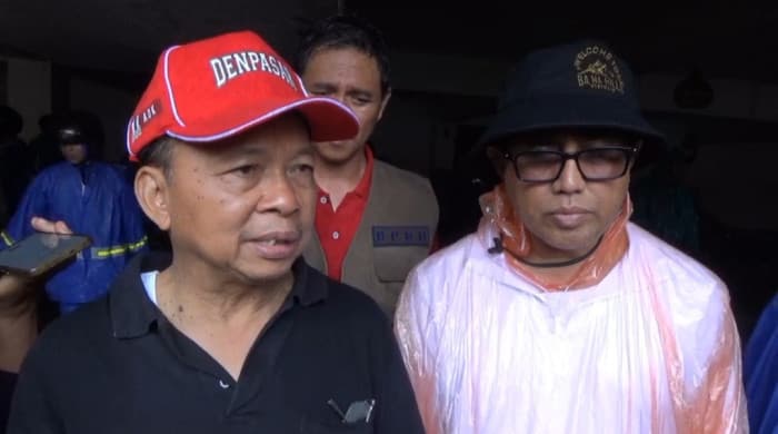 Pasca Banjir Bandang: Gubernur Bali Tinjau Pasar Kumbasari dan Jalan Gajah Mada