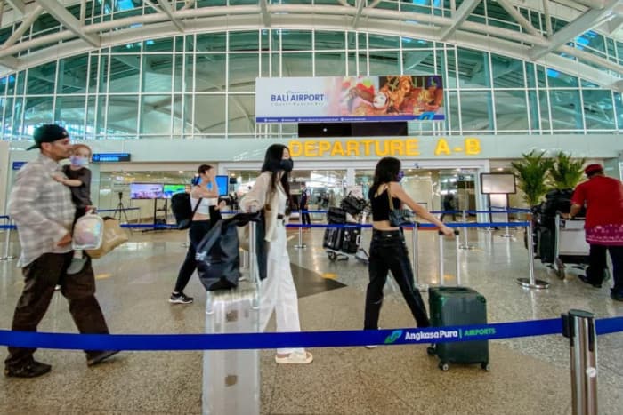 Menparekraf Harap Wisatawan Mancanegara Tidak Ragu Berkunjung ke Indonesia 