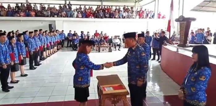 Pemkab Minahasa Selatan Serahkan 790 SK PPPK Paruh Waktu