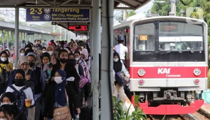 KAI Commuter Perketat Pengamanan 4 Stasiun Jelang Demo Buruh di DPR