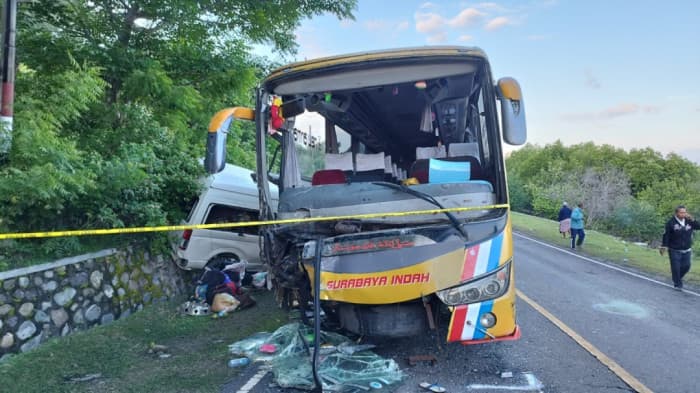 Kecelakaan Maut, 6 Korban Meninggal Dunia di Jalan Lintas Sumbawa Poto Tano