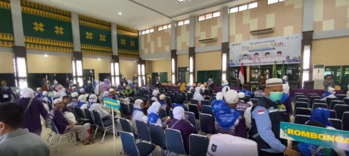 Kloter 3 Jemaah Haji OKU Timur Tiba di Palembang, Satu Jemaah Wafat dan Satu Dirawat