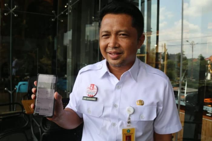 Kepala BPPD Sidoarjo Ari Suryono Penuhi Panggilan KPK 