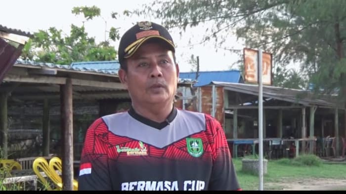 Hadapi Kemacetan Saat Liburan, Kades Selatbaru Desak Pelebaran Jalan Menuju Pantai Wisata