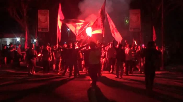 Tradisi Ronthek Gugah Sahur di Pacitan Kembali Meriah