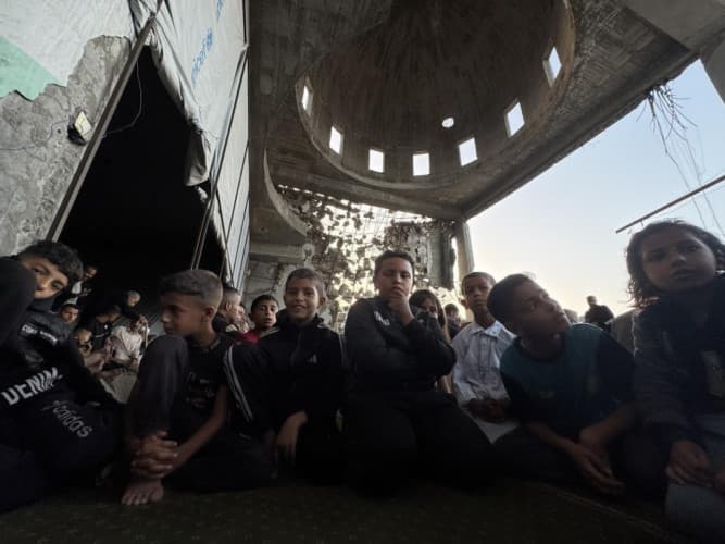 Perayaan Iduladha  di Tengah Damai dan Derita Perang