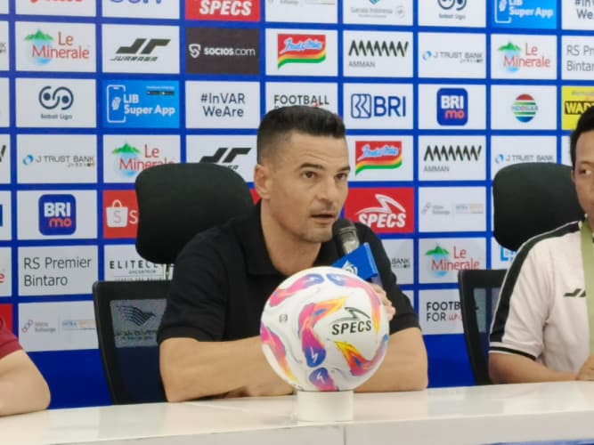 Liga 1 2024/25: Bawa Persija Tak Terkalahkan, Carlos Pena Tetap Ingin Belajar