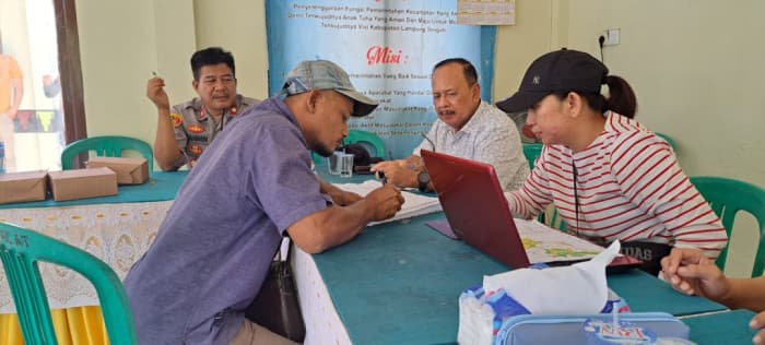 Warga Anak Tuha Urus Tali Asih dan Izin Panen Tanaman di Lahan PT BSA