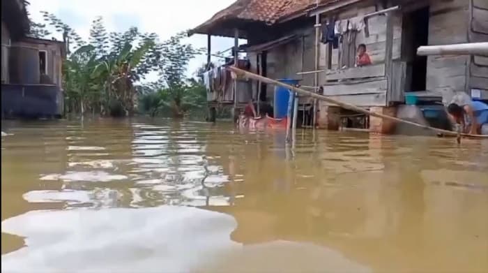 Ratusan Rumah Warga Kabupaten Pali Terendam Banjir
