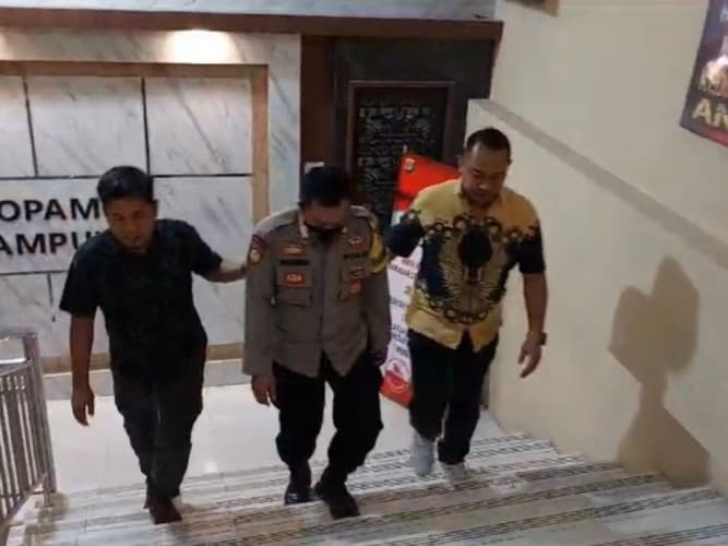 Kapolres Lampung Tengah Proses Anggota Polisi Injak Kepala Petani saat Pengamanan Eksekusi Lahan Sawit