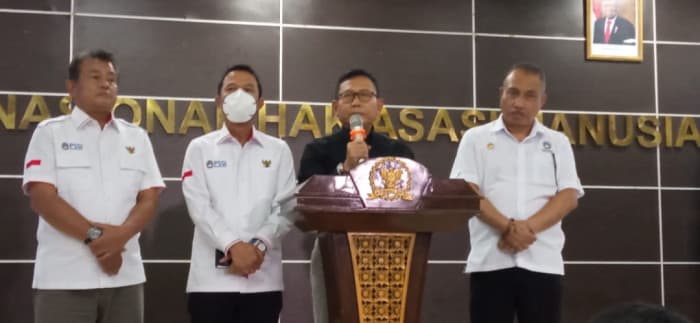 Iwan Bule Didesak Mundur, PSSI Pasang Badan : Kalau Mundur Gak Jantan