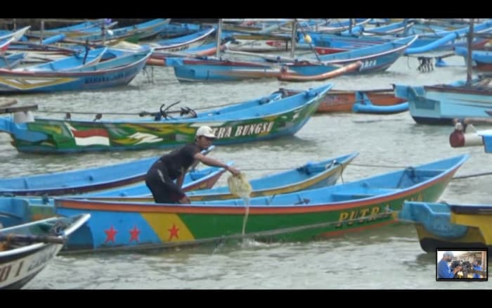 Nelayan Berhenti Melaut Dampak Cuaca Buruk Badai Dan Gelombang Pasang