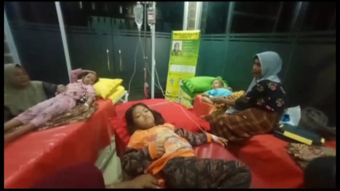 Usai Santap Sate Keliling, Belasan Anak Diduga Keracunan di Mandailing Natal